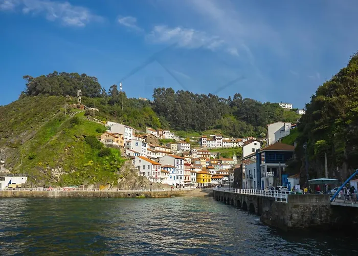 Pixueto Amarillo Apartment Cudillero